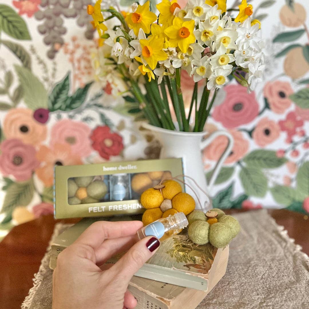 Felt Flower Air Fresheners - Australian Countryside