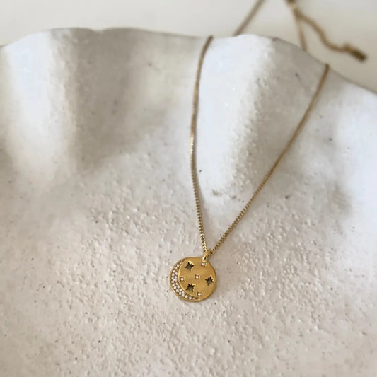 Intendere Pendant Necklace